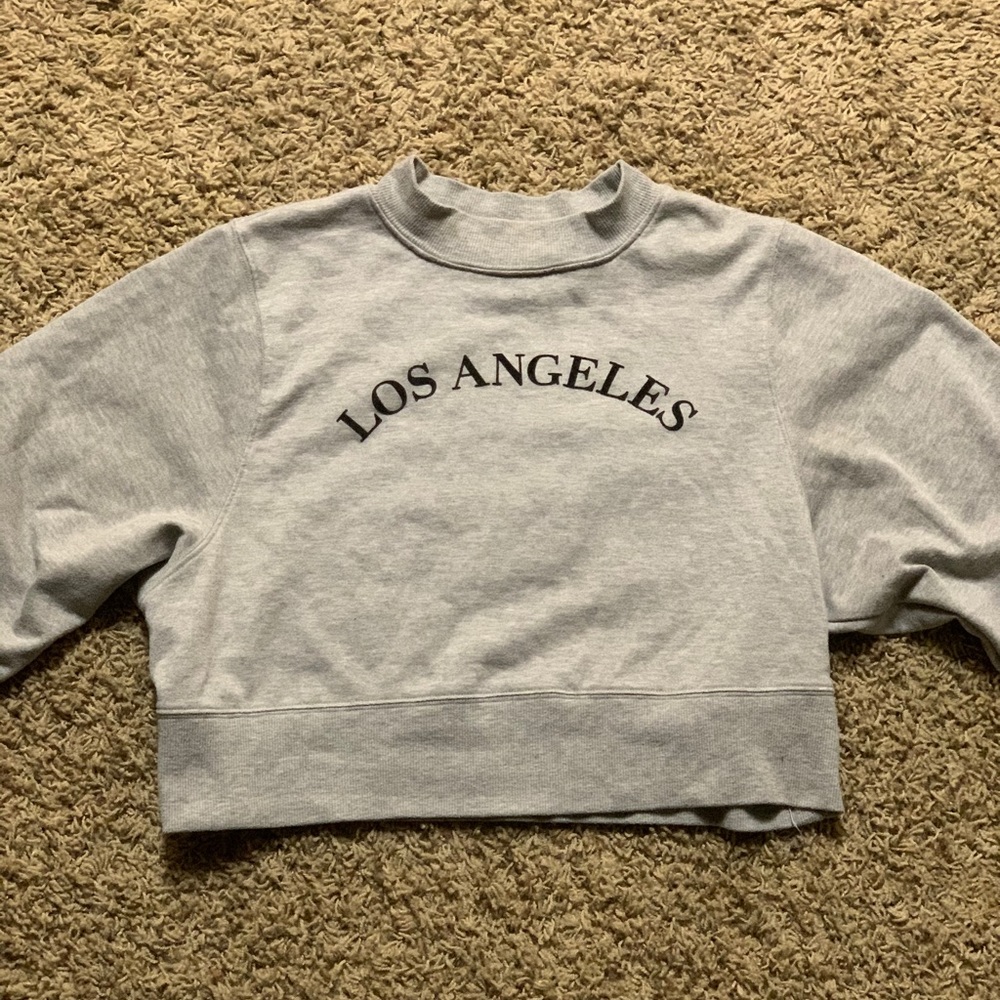 kendall & kylie los angeles crop top sweater